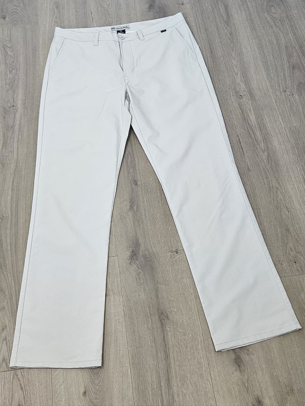 Travis Mathew Men's Off-White Chinos